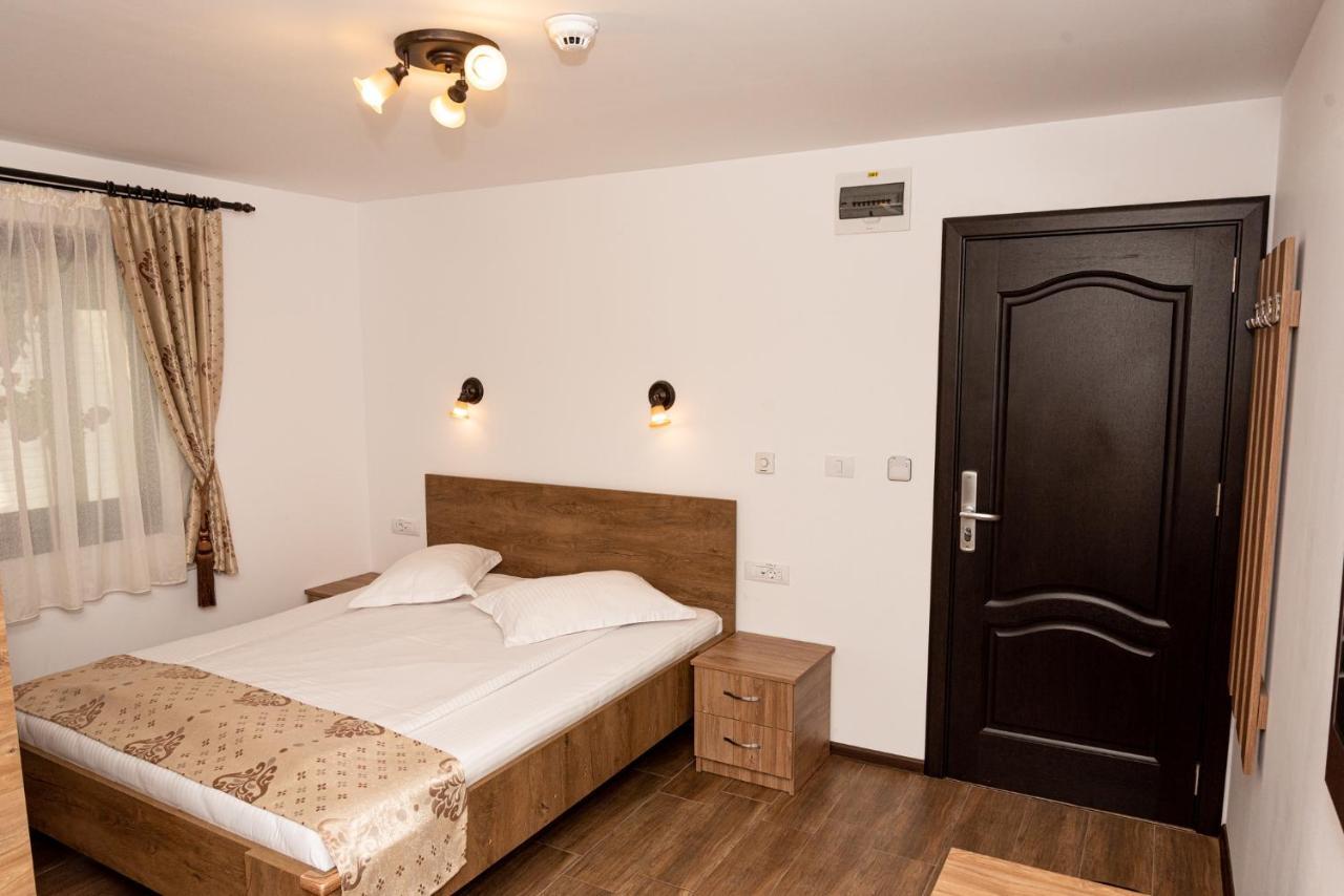 K'Raman Ramnicu Valcea Exterior foto